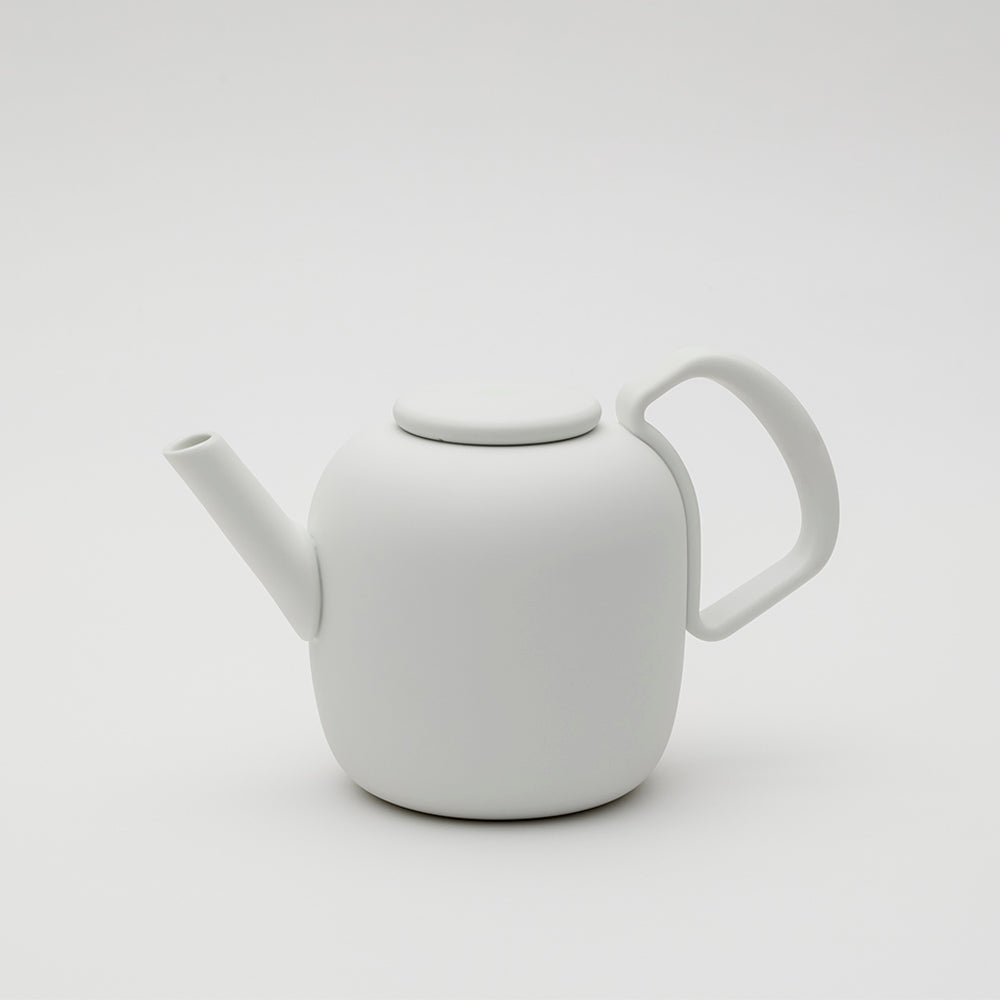 2016/ Leon Ransmeier 白瓷咖啡壺